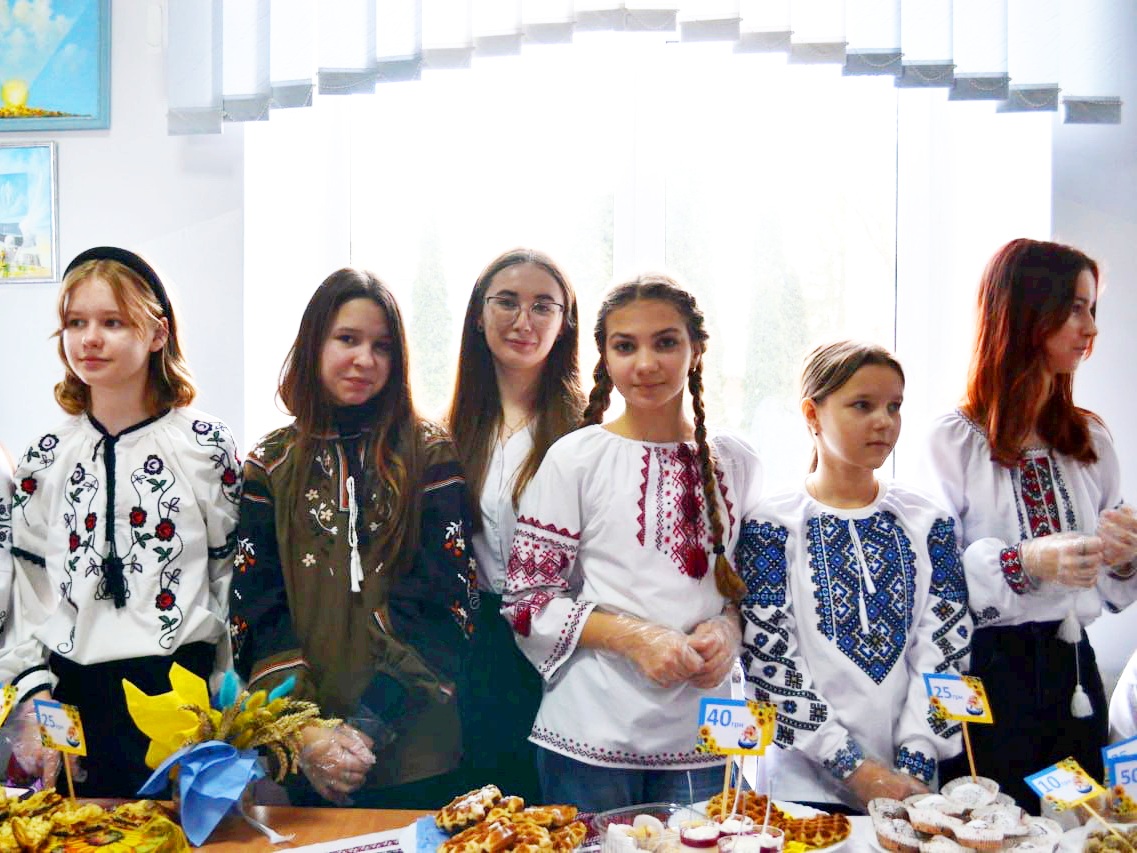 Ярмаркуємо - допомагаємо ЗСУ